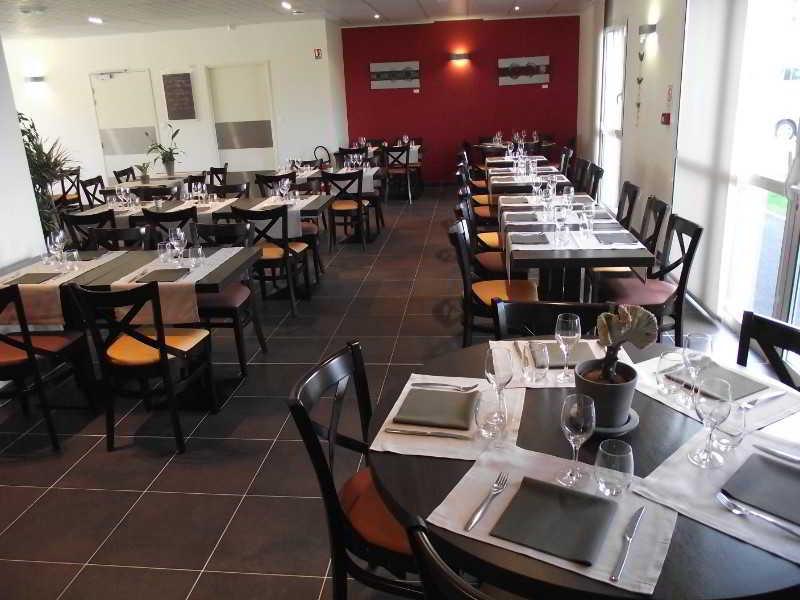 Brit Hotel Saint-Meen-Le-Grand En Broceliande Kültér fotó