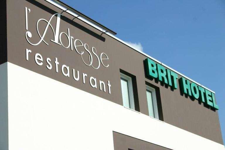 Brit Hotel Saint-Meen-Le-Grand En Broceliande Kültér fotó