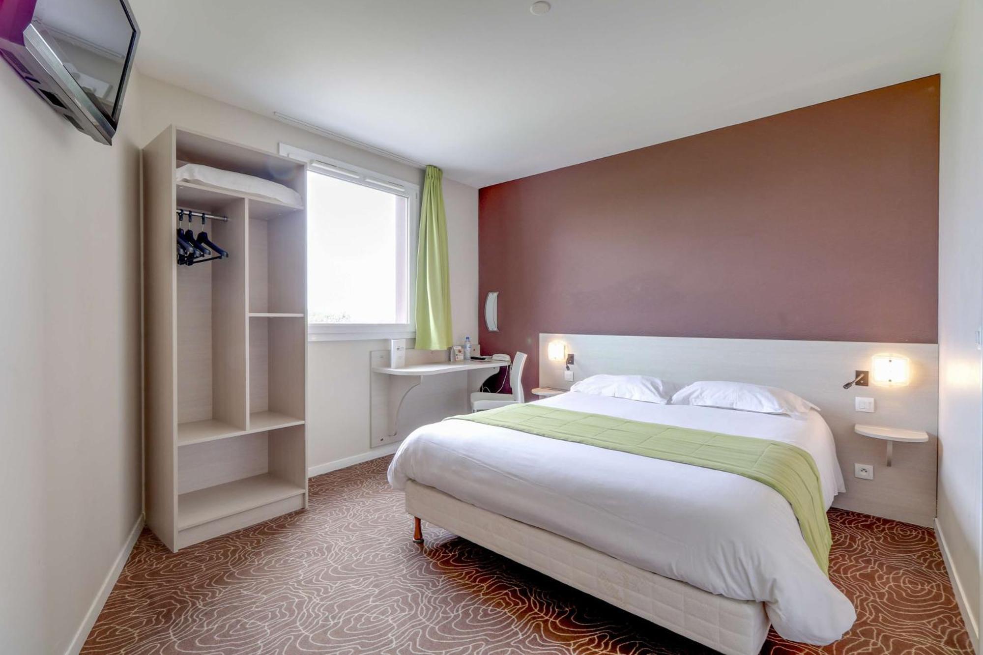Brit Hotel Saint-Meen-Le-Grand En Broceliande Kültér fotó