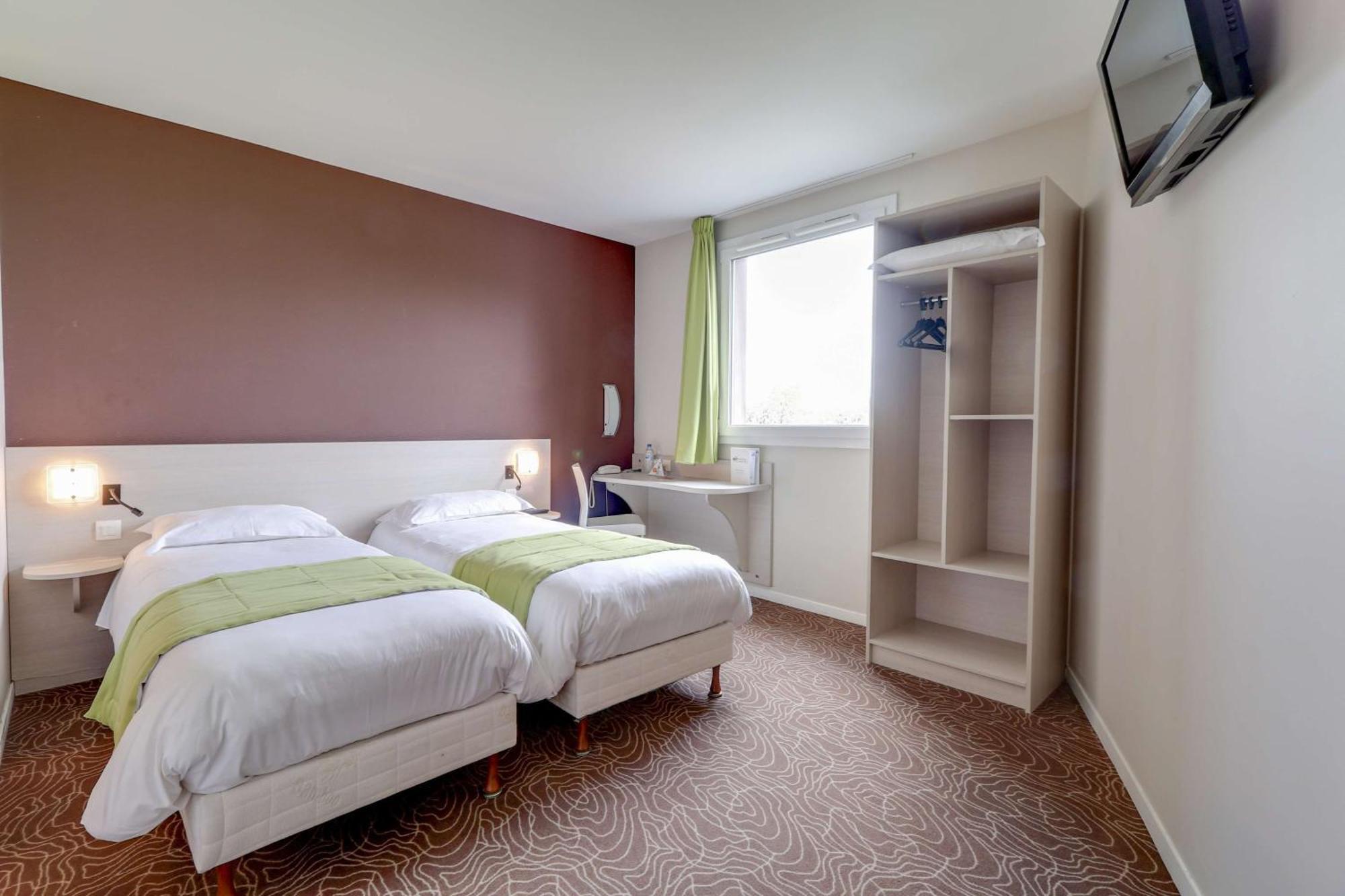 Brit Hotel Saint-Meen-Le-Grand En Broceliande Kültér fotó