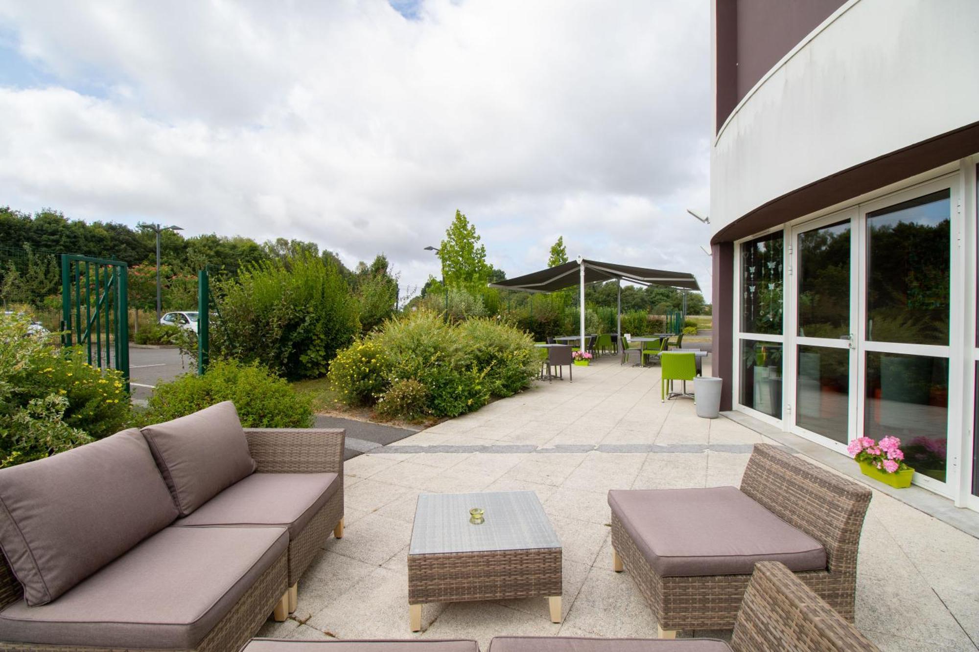 Brit Hotel Saint-Meen-Le-Grand En Broceliande Kültér fotó